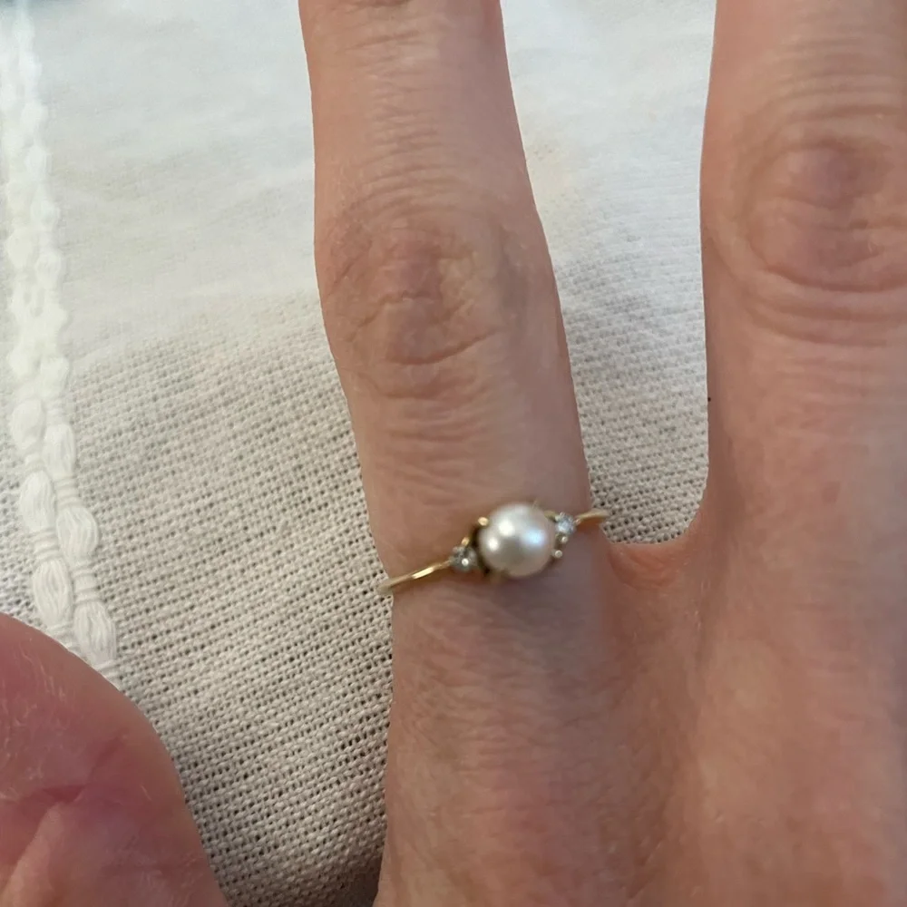 Catbird 14K Gold Ring Soap Bubble Pearl Diamond Ring - Picture 2 of 10